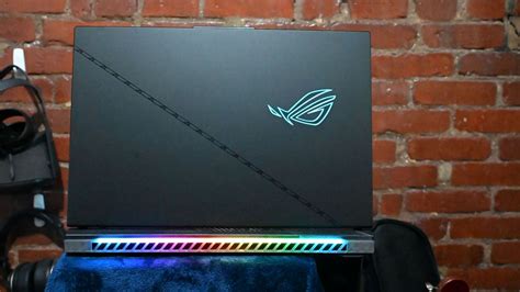 Asus ROG Strix SCAR